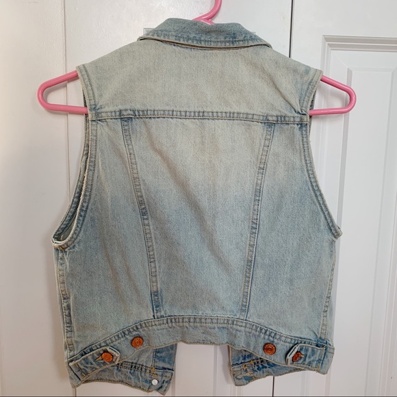 H&M Light Wash Jean Jacket Vest - Picture 2 of 6